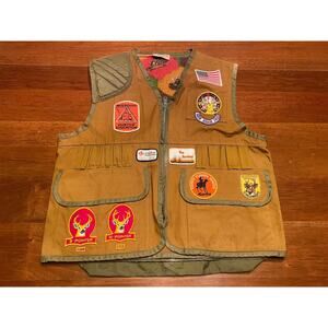 Vintage SafeTbak Hunting Best With Deer Patches And Pouch Safety Back